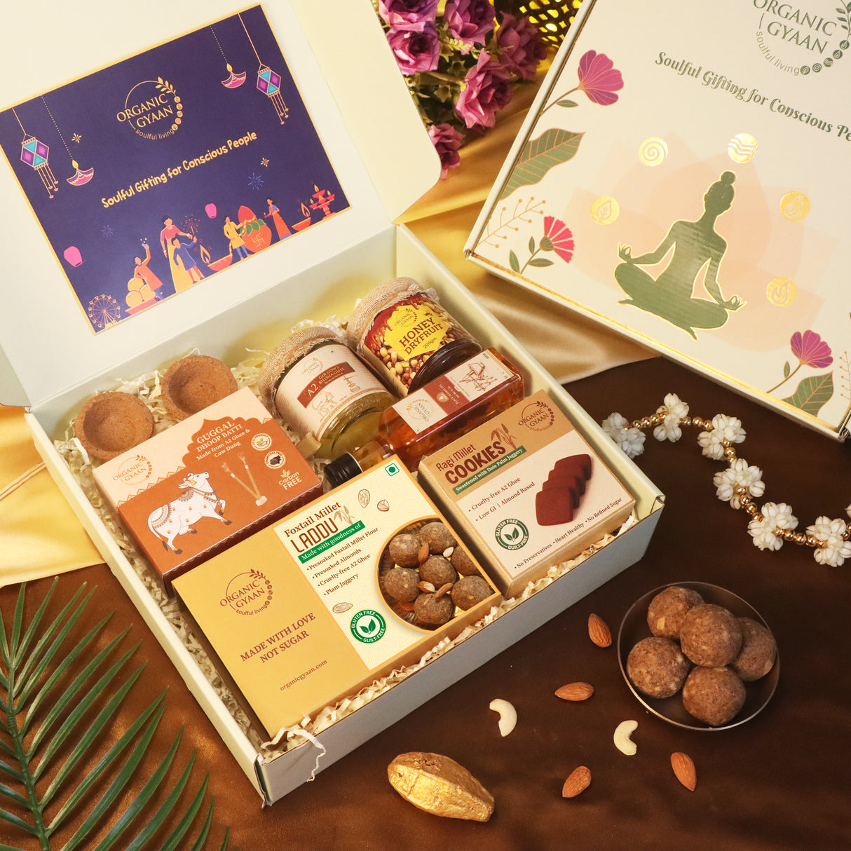 आनंदी ब्लूम हॅम्पर