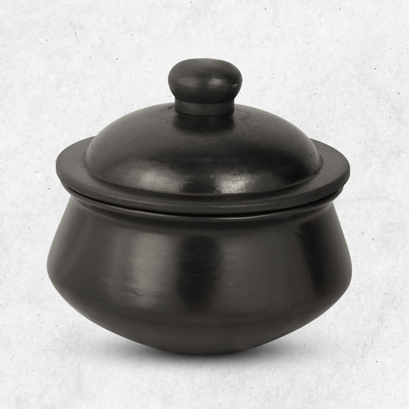 Curd pot black
