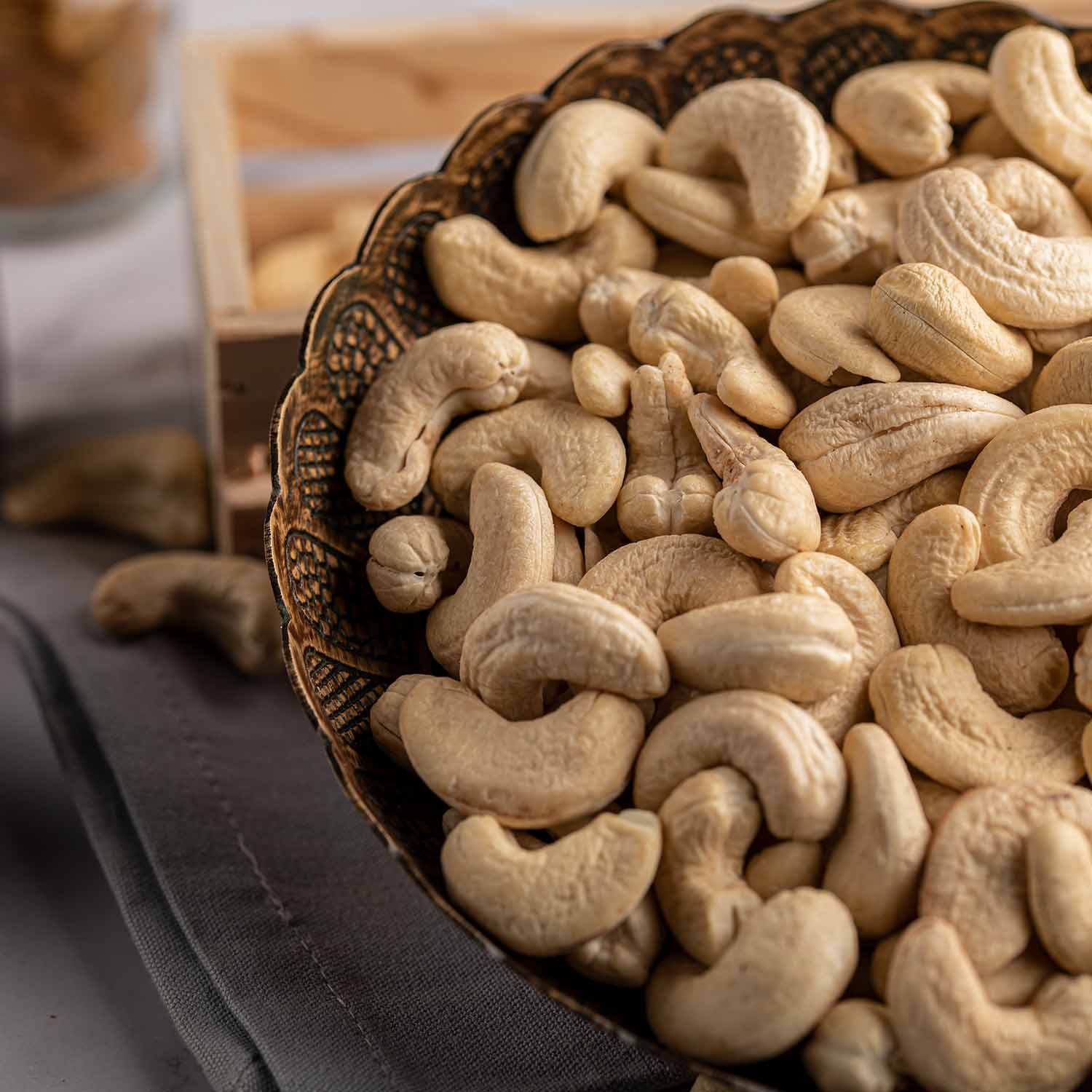 Delicious Cashews: Buy Kaju & Whole Cashews | Organic Gyaan